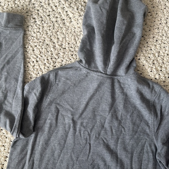 🩶 Universal Thread Hooded Jacket 🩶 - Picture 6 of 6